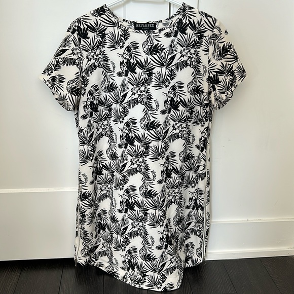 Floral dress - Picture 1 of 3